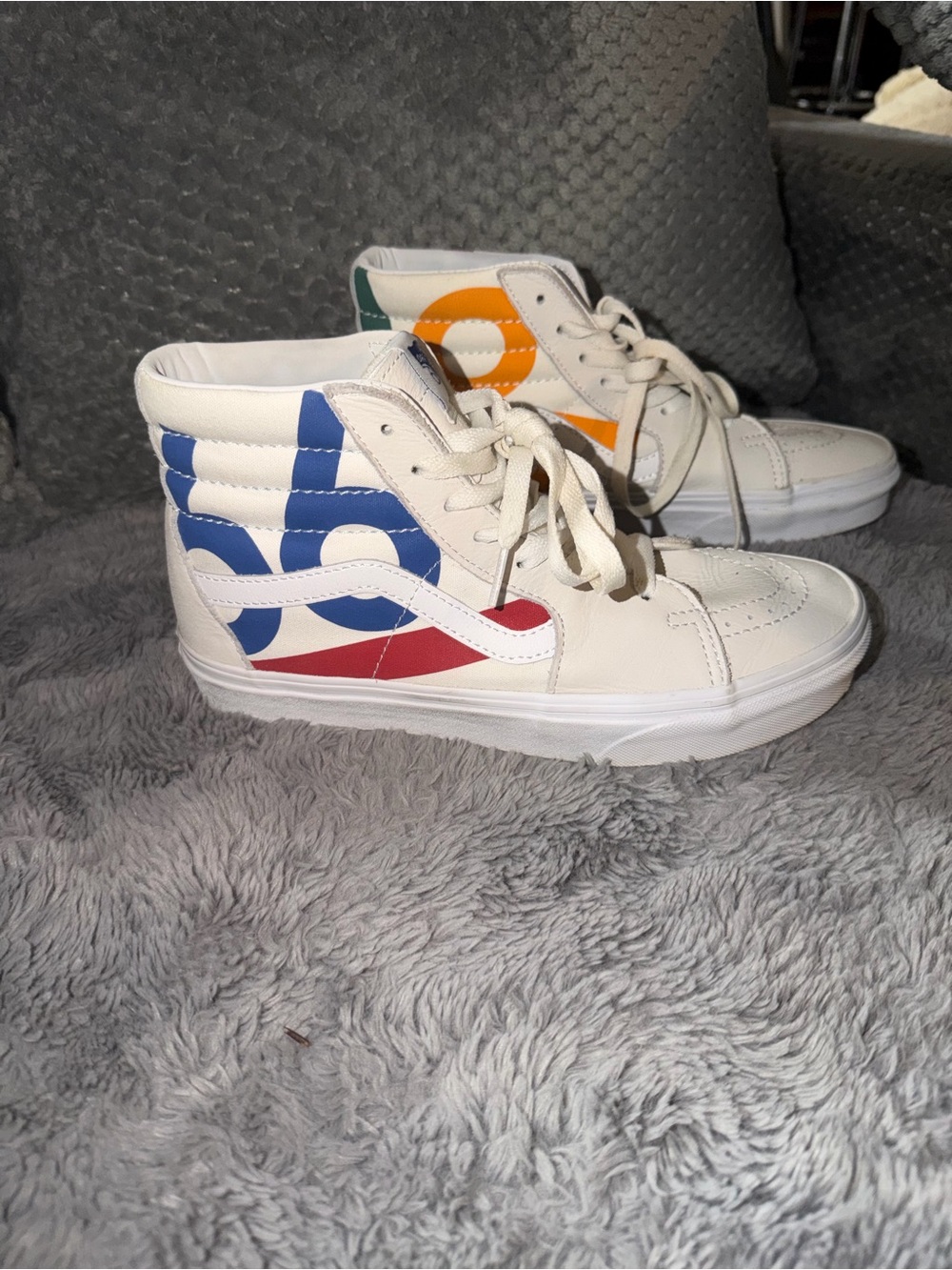 Van sk8-hi “deck club 66” High-Top Sneakers with Multicolor Wave Design